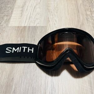 SMITH Black and Orange Snowboarding/Ski Goggles